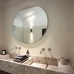 F Villa *
